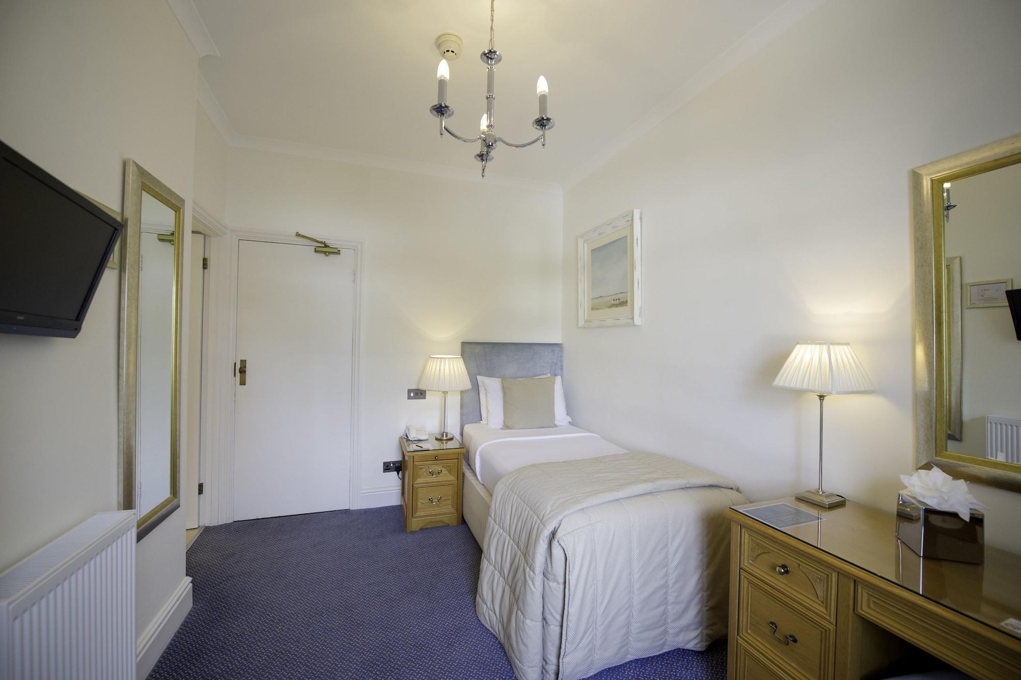 The Royal Duchy Hotel ฟาลมัธ ภายนอก รูปภาพ