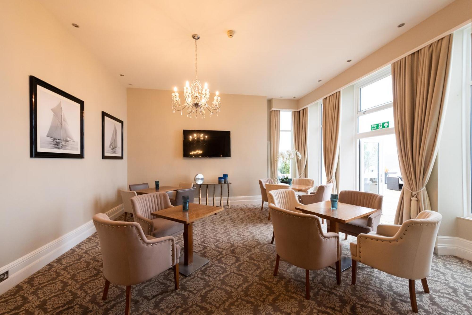 The Royal Duchy Hotel ฟาลมัธ ภายนอก รูปภาพ